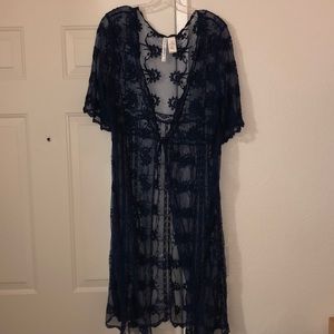 Lace kimono/over layer